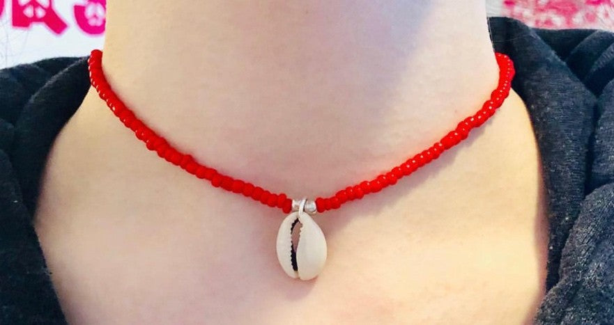 Elastic Shell Choker Necklace